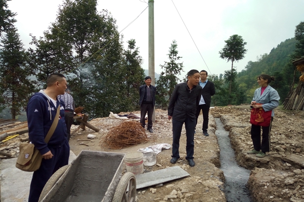 IMG20161018122435_副本.jpg IMG20161018122435_副本.jpg