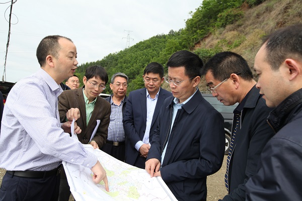 省交通运输厅机关党委书记胡洪波调研广元交通运输领域扫黑除恶专项